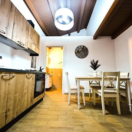 Terra Sicula Ballaroom 1 *